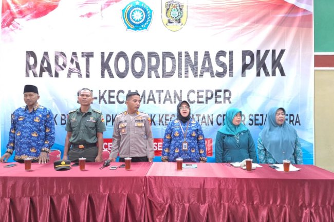 Rapat Koordinasi PKK Se Kecamatan Ceper bertempat di Gedung Serbaguna Desa Dlimas. Selasa, 19 Desember 2023