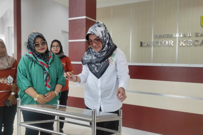 Ibu Bupati Klaten mengecek langsung Pembangunan Gedung Kecamatan Ceper. Jum'at, 19 Januari 2024