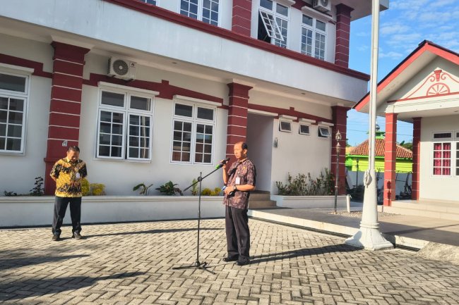 Kegiatan Apel Pagi Kecamatan Ceper