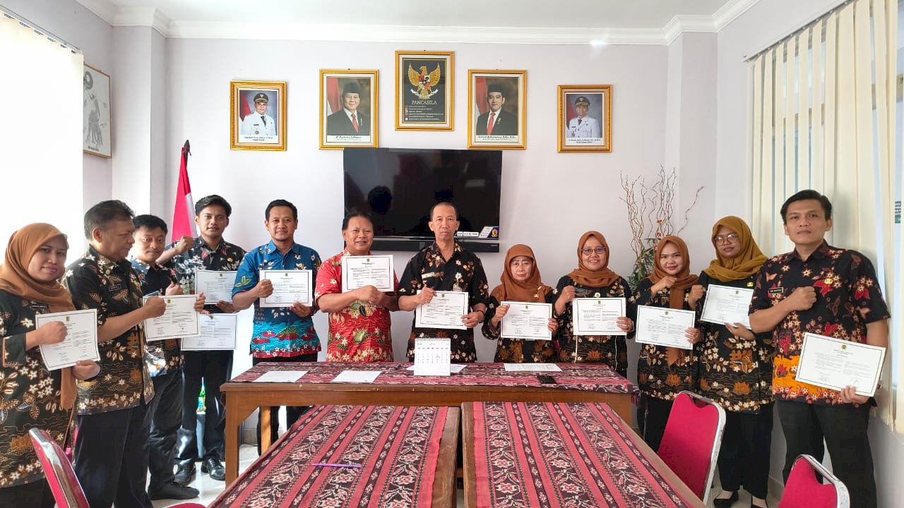 Kegiatan Penandatanganan perjanjian kinerja dan Pakta Integritas Tahun 2026 Pejabat Struktural dan ASN Kec Ceper.