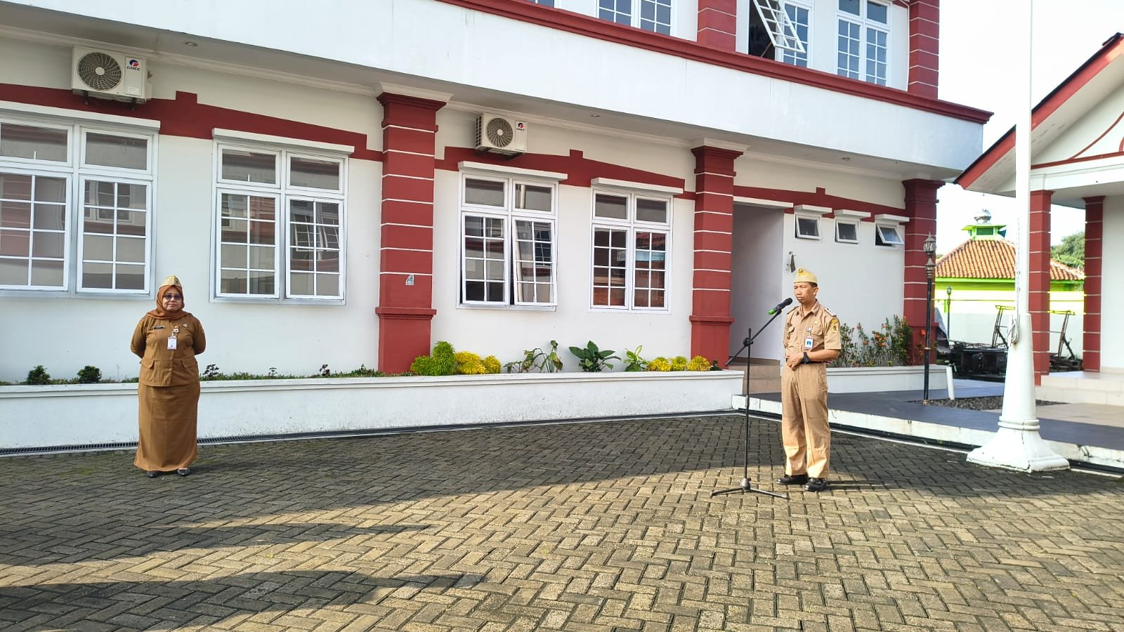 Kegiatan Apel Pagi Kantor Kecamatan Ceper