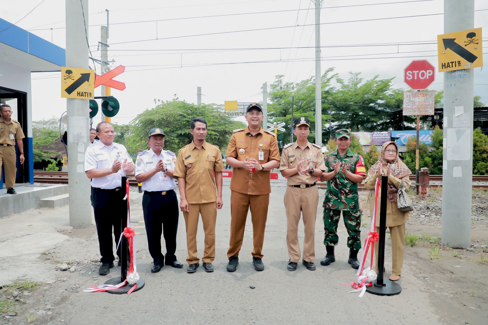 Peresmian Palang Kereta Api Mbah Ruwet, Desa Pokak, Ceper oleh Bupati Klaten, Bp. Hamenang Wajar Ismoyo, S.I.Kom pada tanggal 21 Oktober 2025.