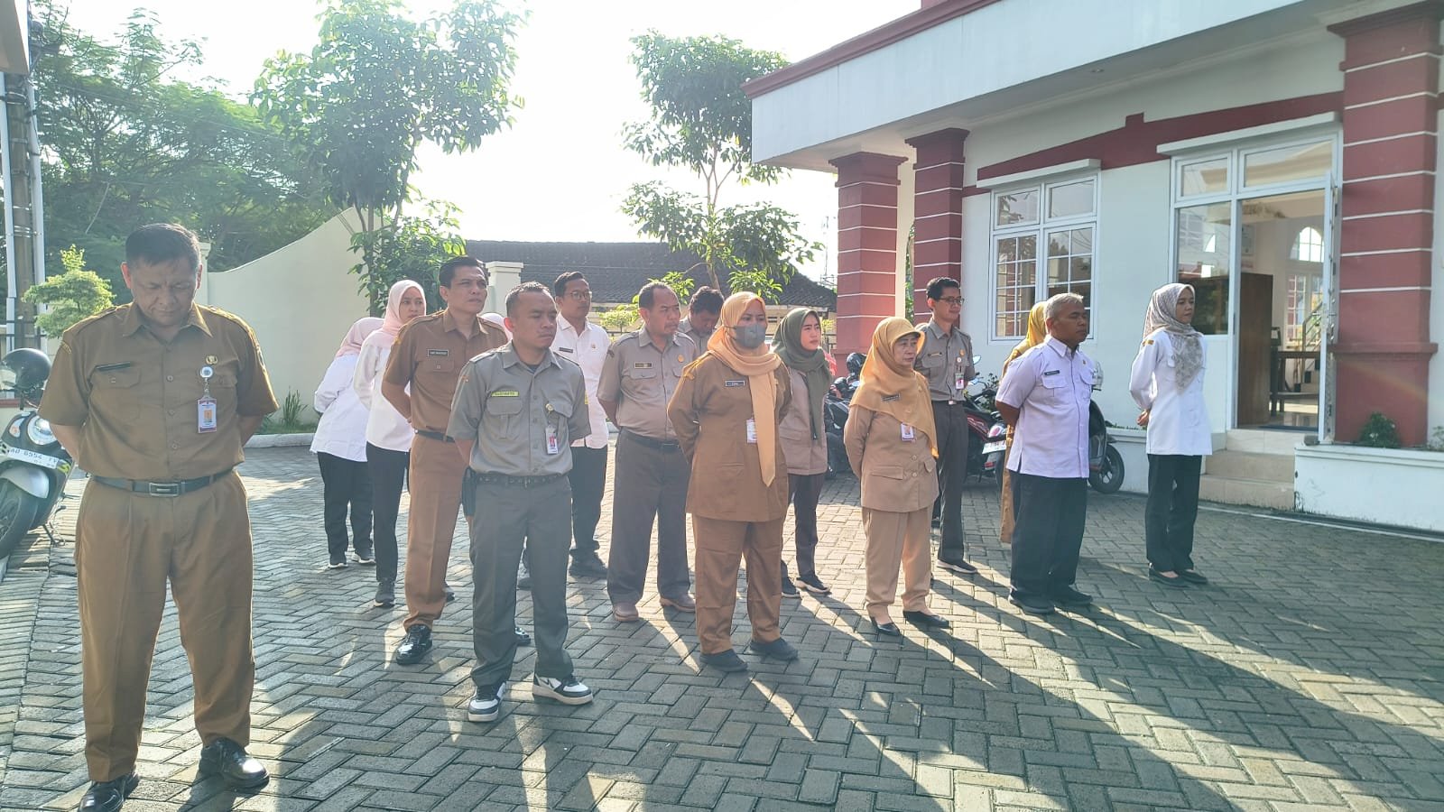 Kegiatan Apel Pagi Kantor Kecamatan Ceper