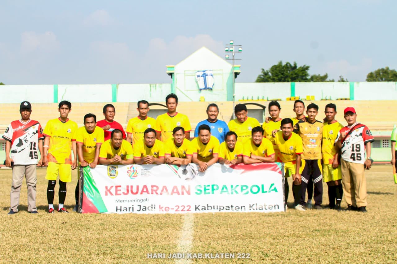 Tim Sepak Bola ASN Ceper Raih Juara 3